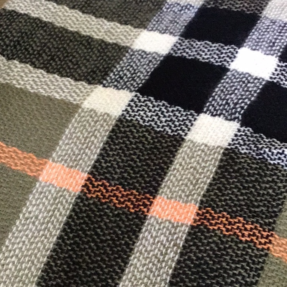 Blanket scarf/shawl